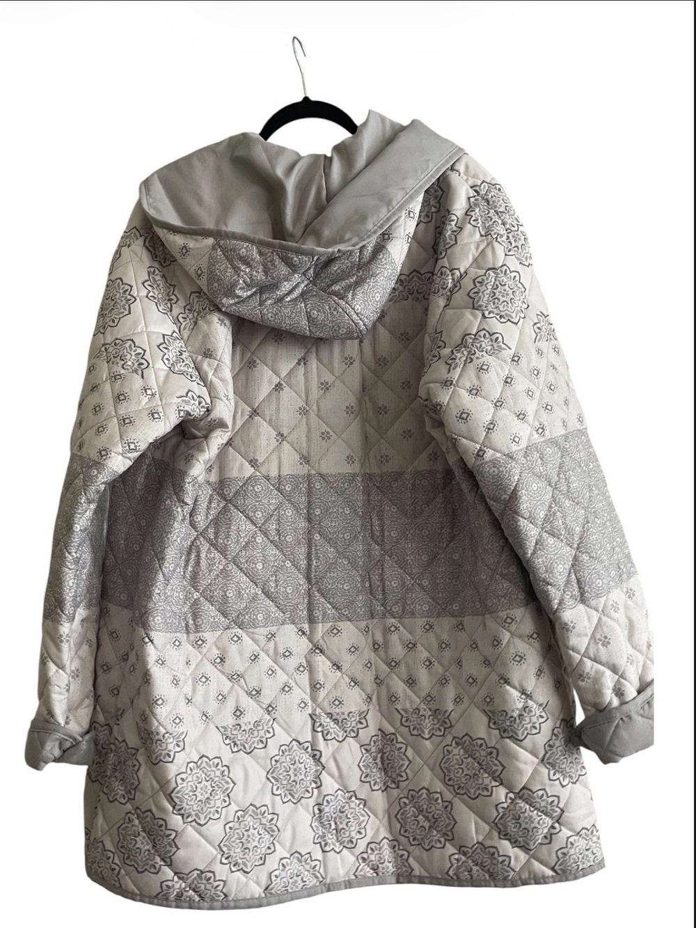 Hand Made & Quilted...Quilted Pattern Hooded Coat - Light Gray - Picture 4 of 4